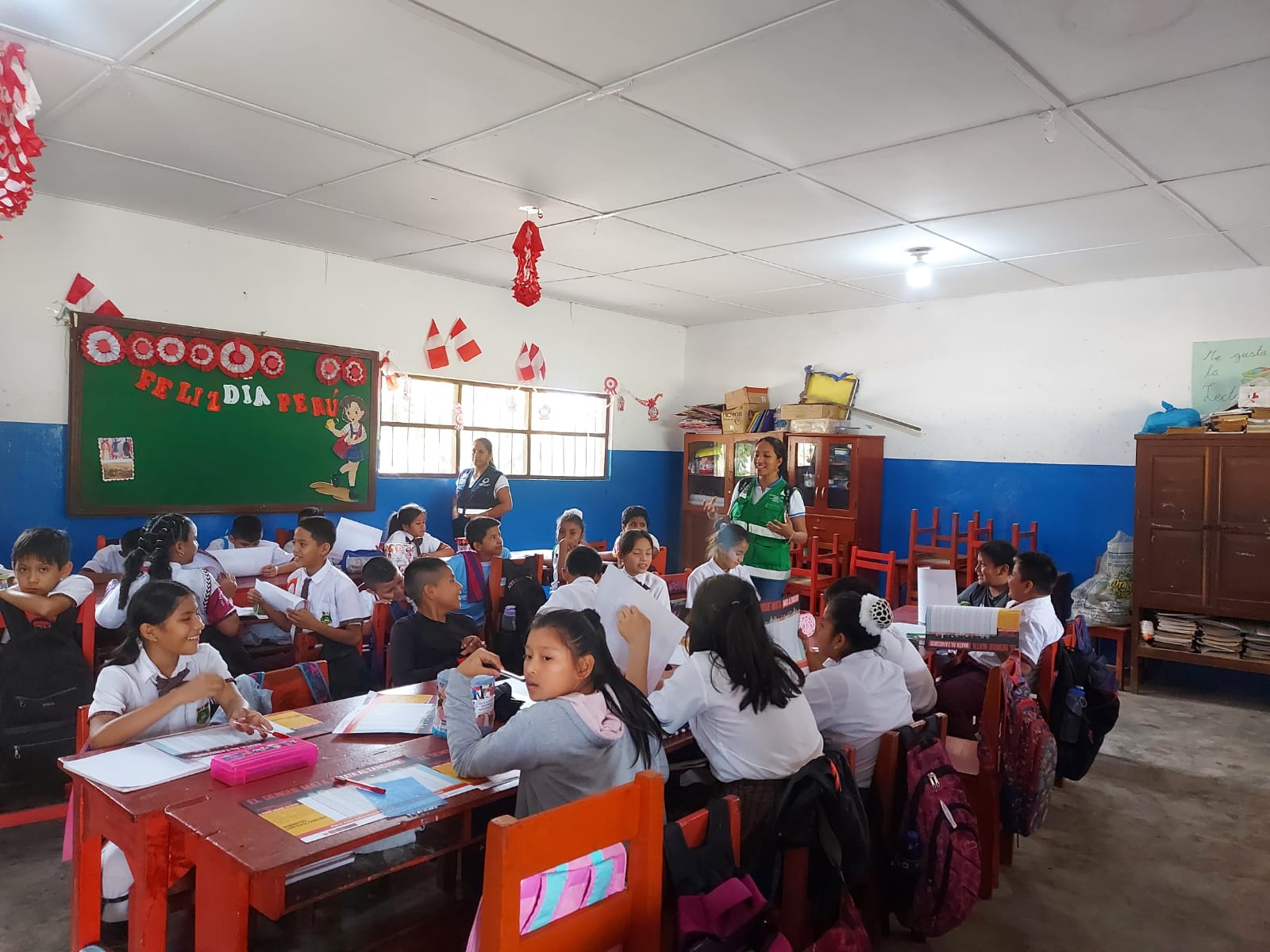 SENSIBILIZACIÓN AMBIENTAL EN EL TEMA DE RESIDUOS SÓLIDOS A ALUMNOS DE EDUCACIÓN PRIMARIA DE LA URBANIZACIÓN LAS PALMERAS DEL DISTRITO DE MORALES.