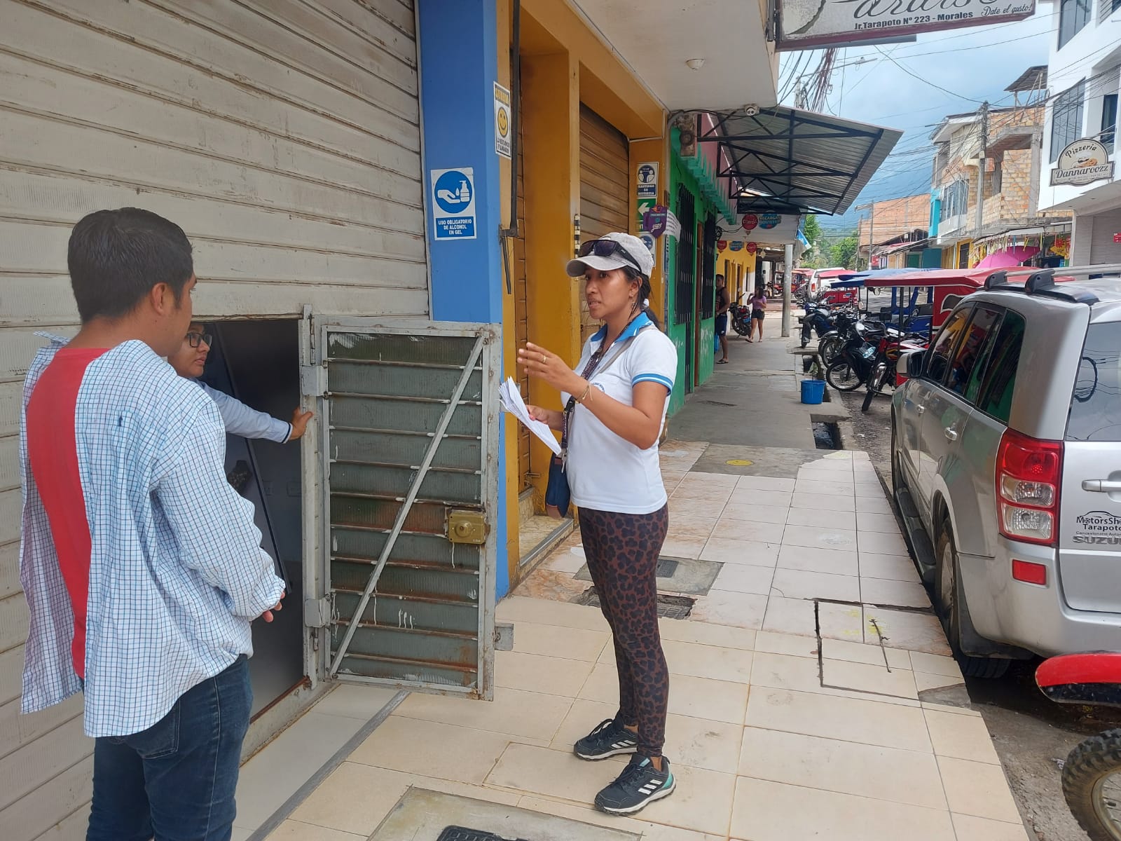 MUNICIPALIDAD DE MORALES SANCIONARÁ A VECINOS QUE ARROJAN RESIDUOS SÓLIDOS A LAS CUNETAS. 