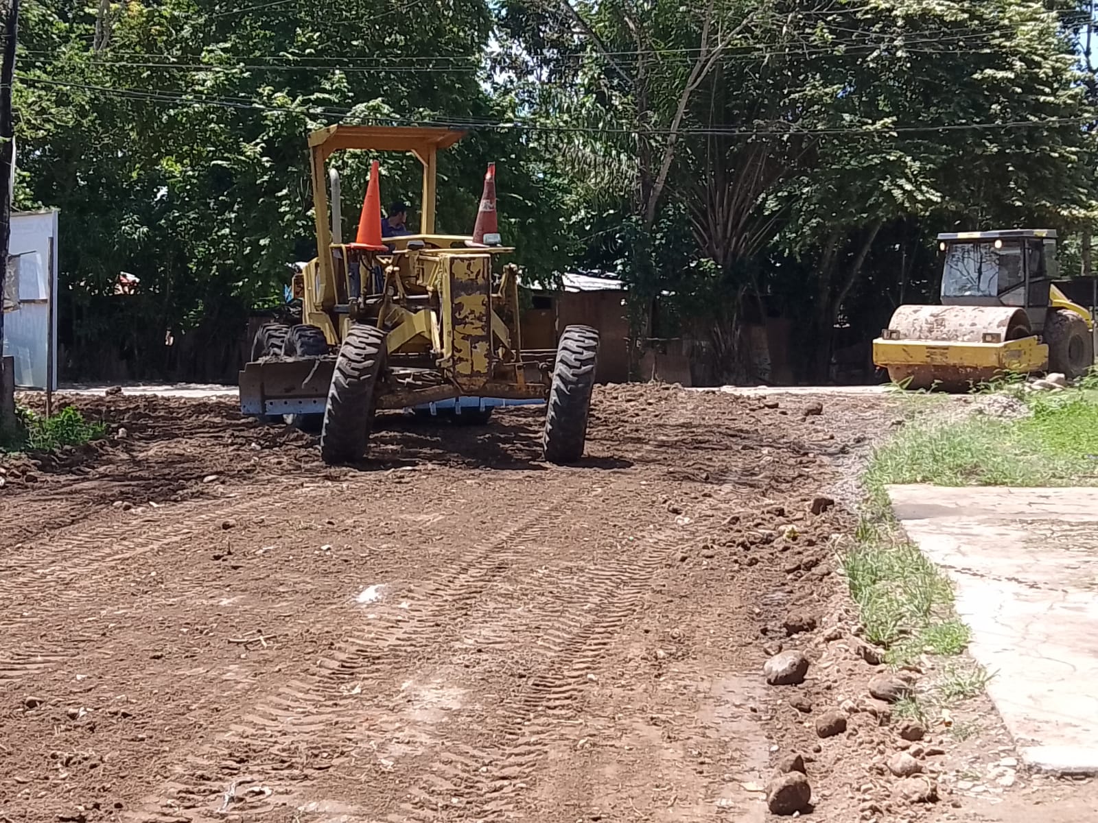 MUNICIPALIDAD DE MORALES CONTINÚA CON EL MEJORAMIENTO DE CALLES EN LA CIUDAD
