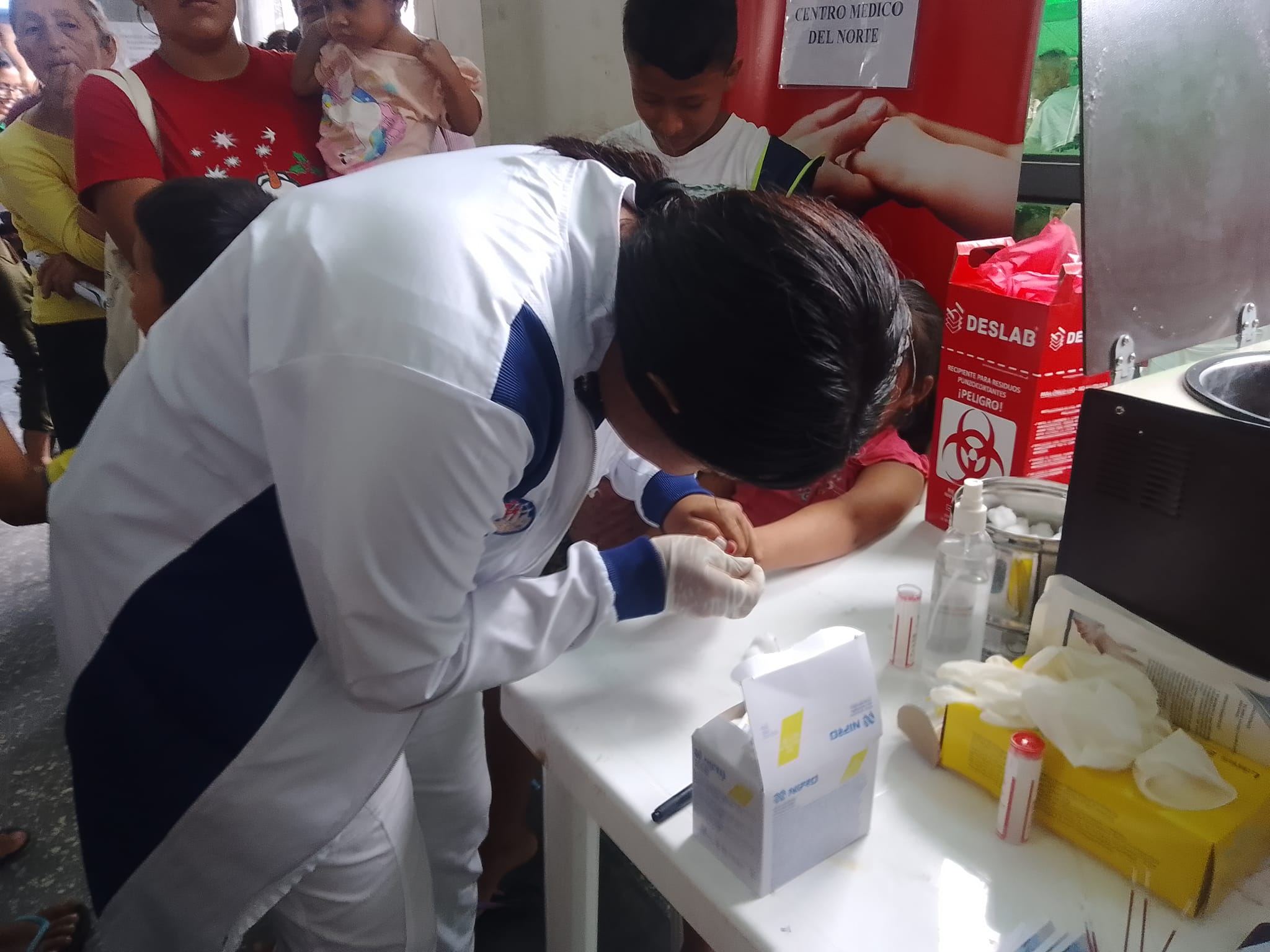 CON ÉXITO SE DESARROLLA JORNADA DE ATENCIÓN MÉDICA GRATUITA EN FRONTIS DE LA MUNICIPALIDAD DE MORALES