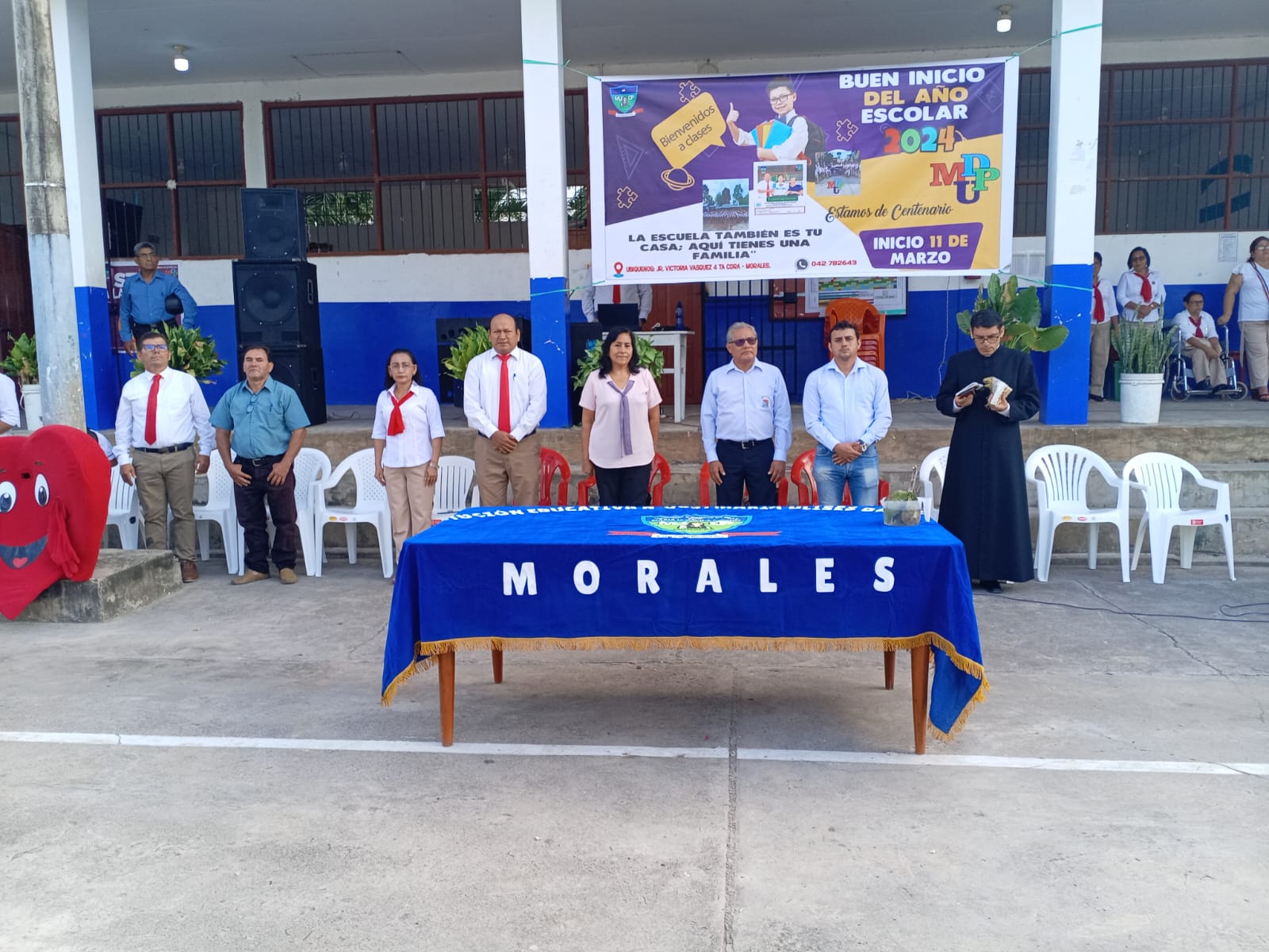 ALCALDE DE MORALES RUFINO PINEDO PARTICIPÓ DEL BUEN INICIO DEL AÑO ESCOLAR 2024 EN INSTITUCIÓN EDUCATIVA "MARÍA ULÍSES DÁVILA PINEDO"