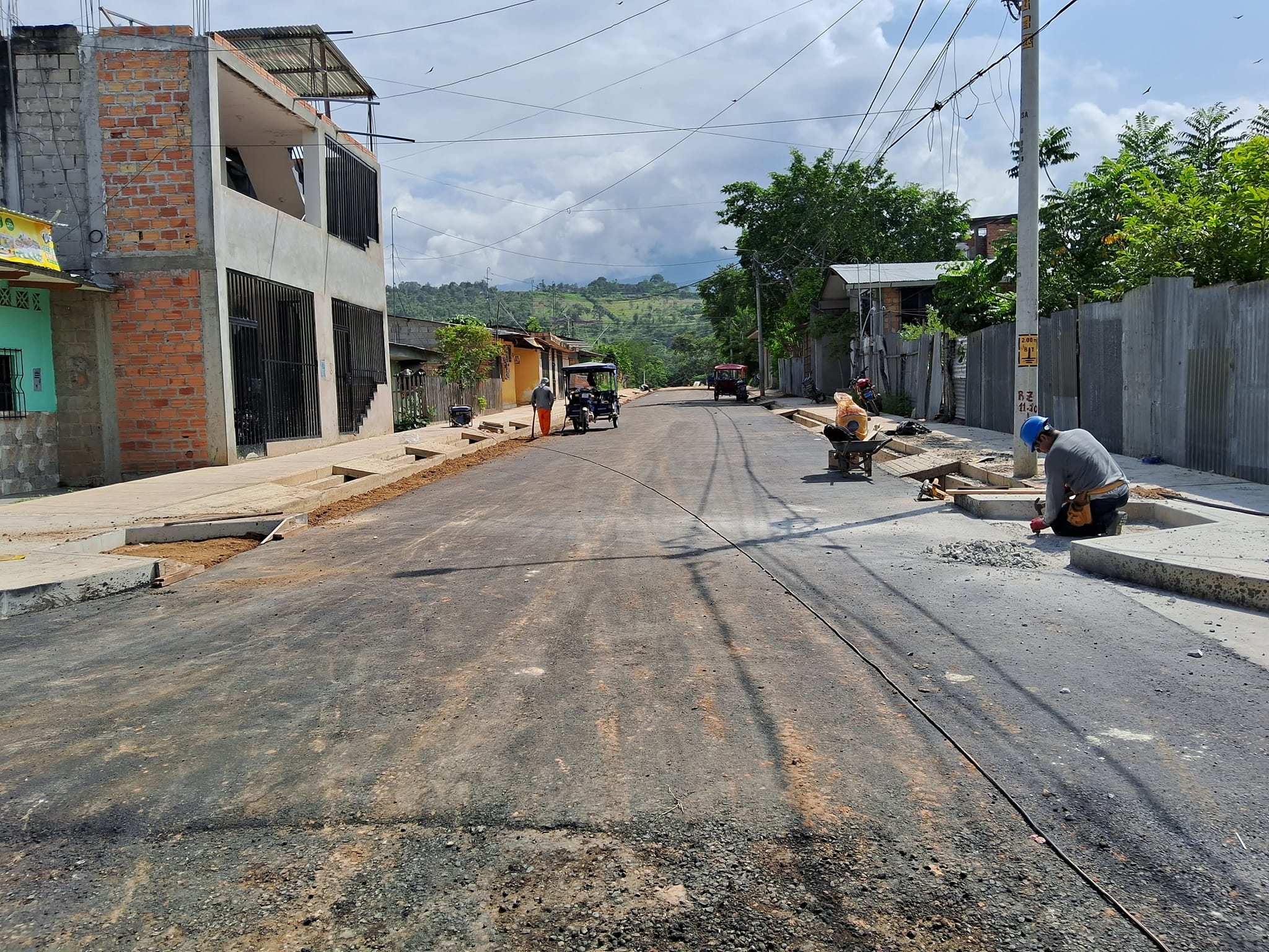 OBRA ASFALTADO DE 14 CUADRAS PRESENTA UN AVANCE FÍSICO DEL 95% EN DISTRITO DE MORALES.