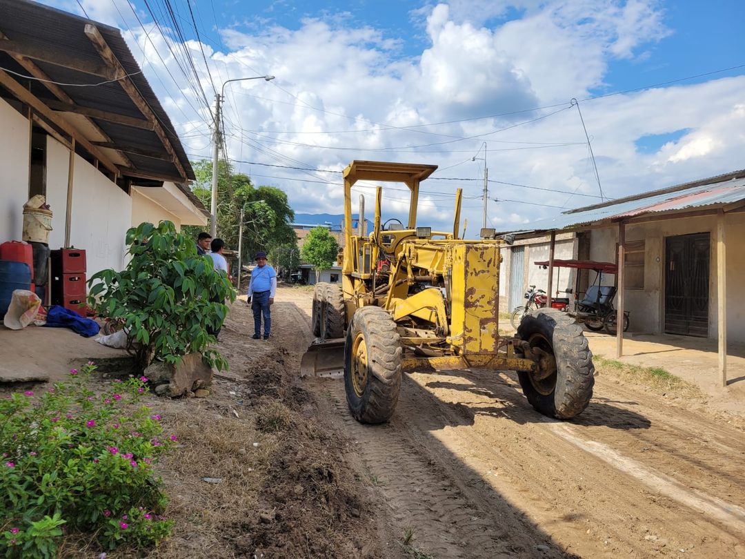 SE REALIZARON TRABAJOS DE MANTENIMIENTO DE LAS CALLES DE LA ASOCIACIÓN DE VIVIENDA SAN MARCELO. 