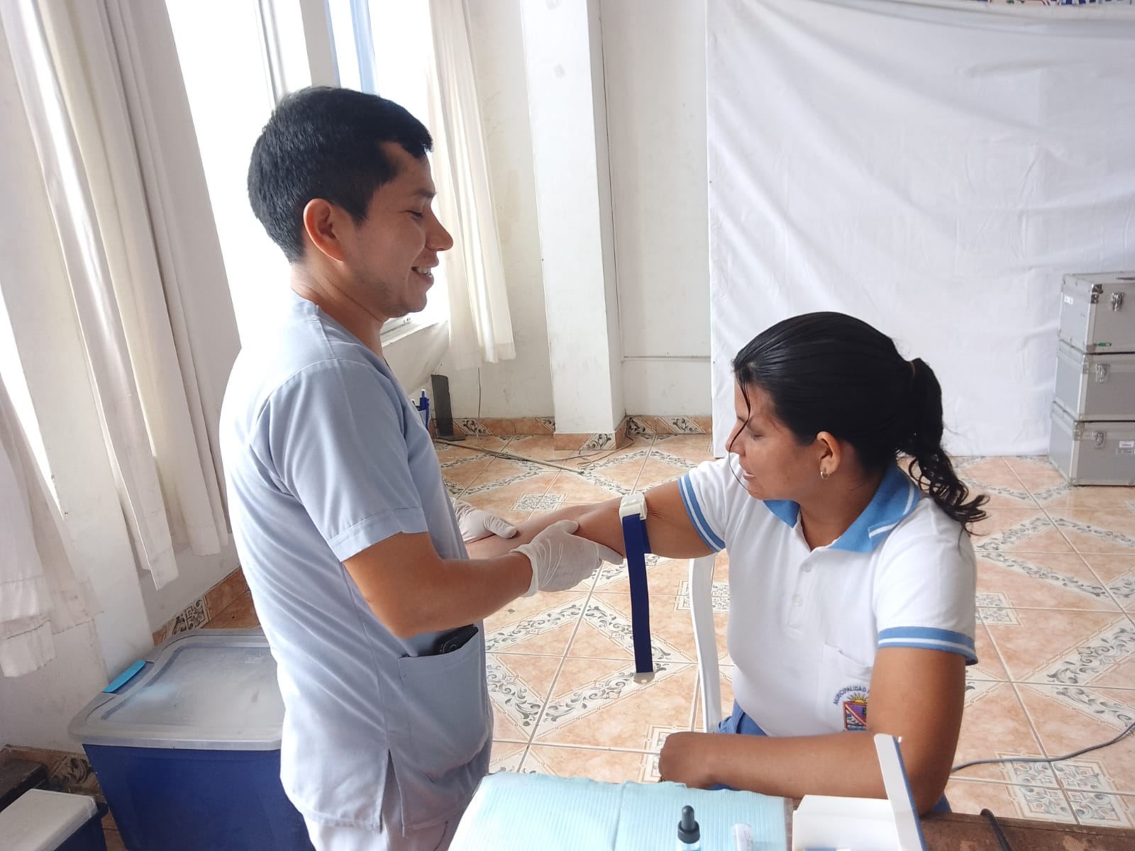 TRABAJADORES MUNICIPALES DE MORALES DONAN SANGRE PARA PACIENTES DE HOSPITALES DEL MINSA.