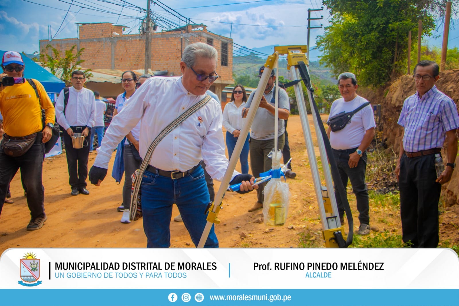 ALCALDE DE MORALES RUFINO PINEDO INAUGURA DRENAJE PLUVIAL